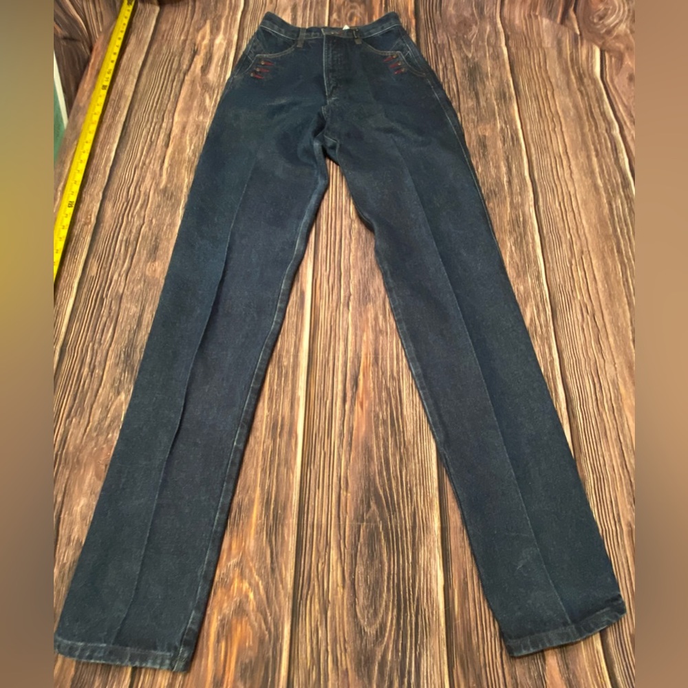 Rocky Mountain Vintage Cowgirl Jeans Still starched Dark color Great shape 28/7 - Picture 5 of 11
